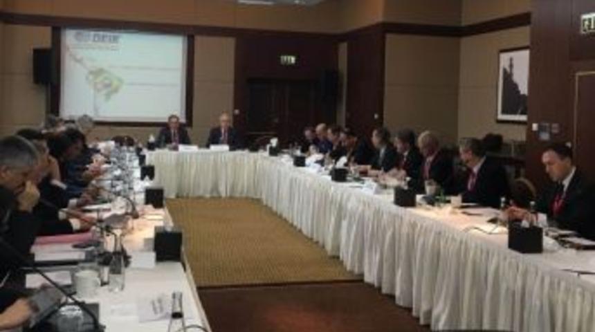 Yırcalı, B&uuml;y&uuml;kel&ccedil;iler İle Bir Araya Geldi