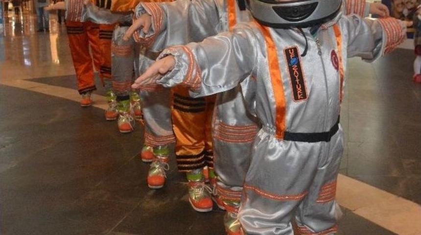 Ufozayt&uuml;rk Uzay Macerası Etkinliği &Ccedil;ocukların B&uuml;y&uuml;k İlgisini &Ccedil;ekiyor