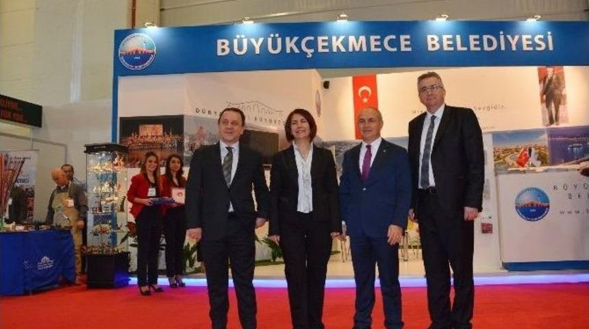 B&uuml;y&uuml;k&ccedil;ekmece, Emıtt&rsquo;te &ldquo;sevgi Ve Barış&rdquo; Mesajı Verecek