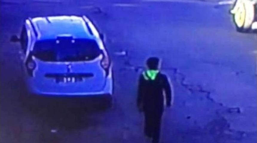 İkametten Hırsızlık Yapan Şahsı Montu Yakalattı