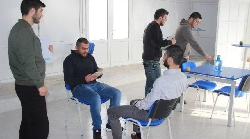 Kazdağları Eteklerinde Beyin Jimnastiği Yaparak Uyuşturucudan Kurtuluyorlar