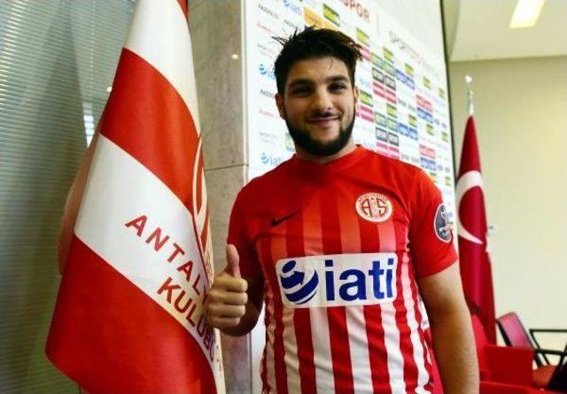 Antalyaspor'a İlhan Cavcav'dan El Kabir Jesti