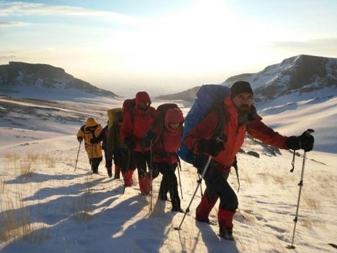 Patika Doğa Sporlar Kul&uuml;b&uuml; Başet Dağı Kış Tırmanışı