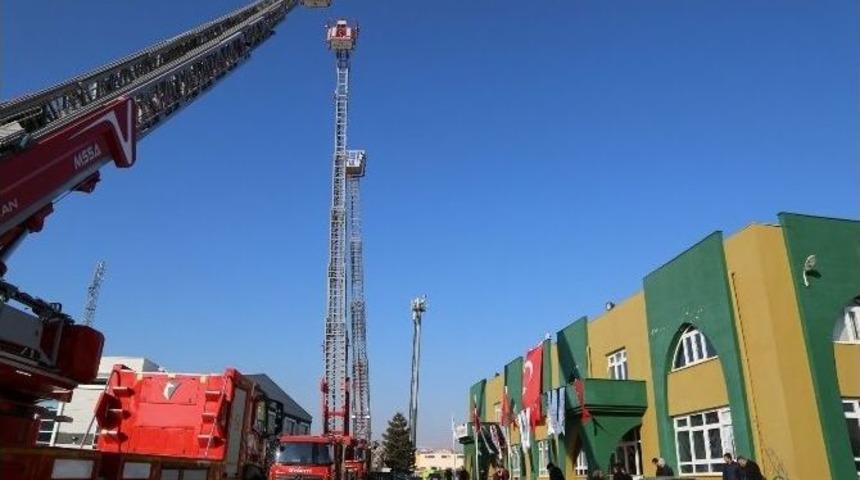 Niğde&rsquo;de İtfaiye Erlerine Eğitim Veriliyor