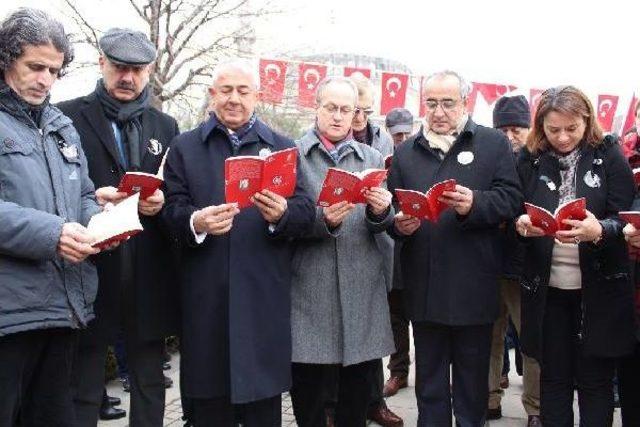 Uğur Mumcu, İzmit'te Anıldı