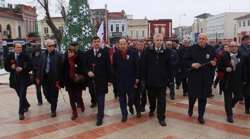 Gazeteci-yazar Mumcu, Edirne&rsquo;de Anıldı