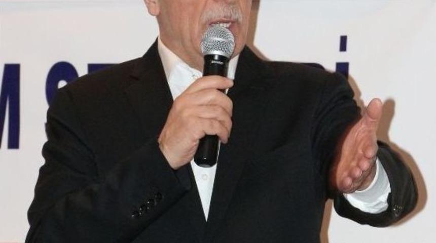 T&uuml;rk-iş Genel Başkanı Atalay, Gmis&rsquo;in D&uuml;zenlediği Taban Eğitim Seminerini Ziyaret Etti