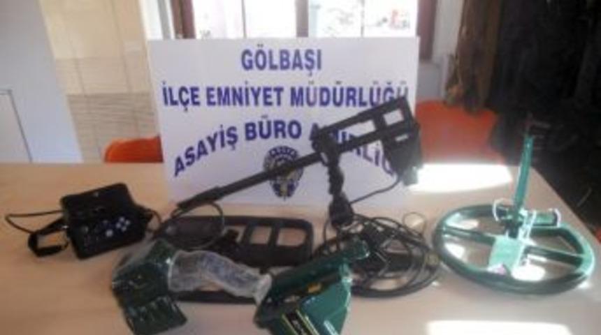 Ka&ccedil;ak Kazı Yapan 3 Kişi Su&ccedil;&uuml;st&uuml; Yakalandı