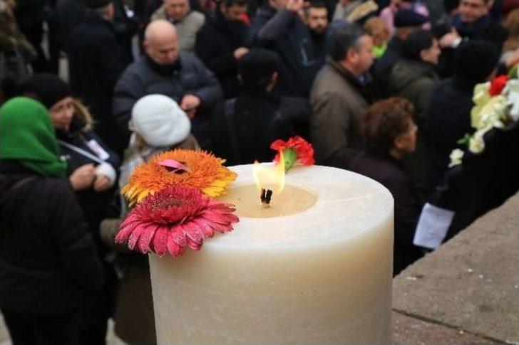 Uğur Mumcu Evinin Önünde Anıldı G2