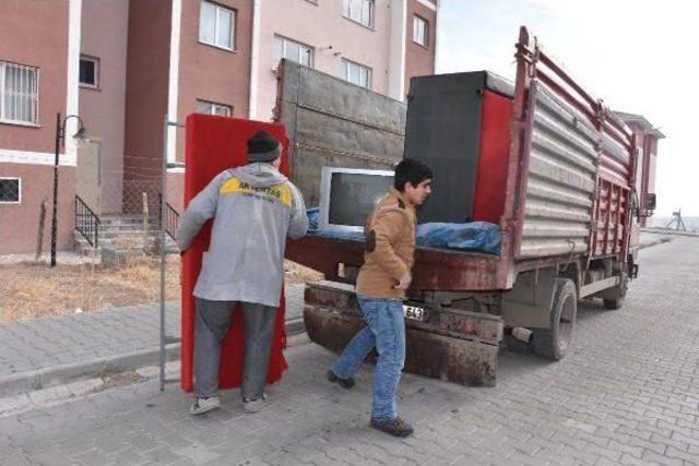 Dar Gelirli Ailelerin Kiraya Verdiği Toki Konutlarında Tahliye