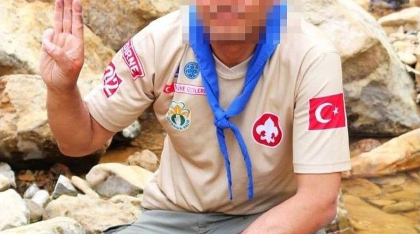 &Ouml;ğrencisiyle Yakınlık Kurduğu İddia Edilen &Ouml;ğretmen Meslekten Atıldı