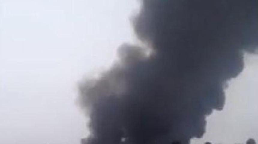 Tır Ile &Ccedil;arpışan Yakıt Tankeri Patladı :2 &Ouml;l&uuml; (1)