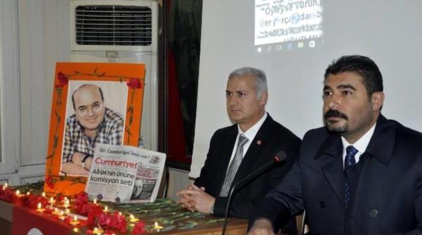 Gaziantep'te, Chp'liler Uğur Mumcu'yu Andı