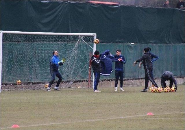 Kardemir Karabüskpor’da Çaykur Rizespor Hazırlıkları Başladı