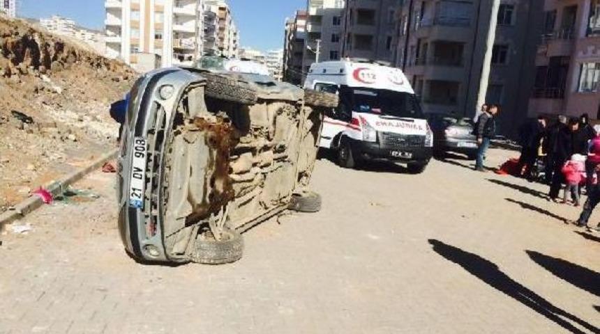 Şanlıurfa&rsquo;Da Otomobil Devrildi: 6 Yaralı