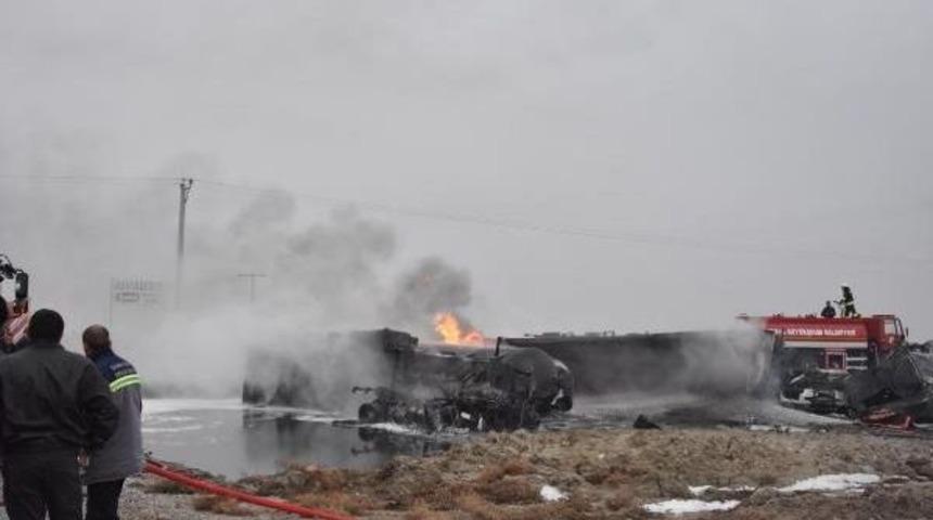 Tır Ile Çarpışan Akaryakıt Tankeri Alev Aldı: 2 Ölü (2)- Yeniden