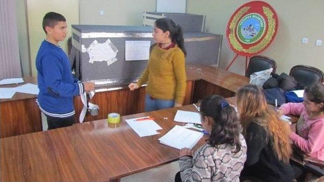 Iğdır’da ‘sokak Hayvanlarına Kulübe Yapma’ Projesi