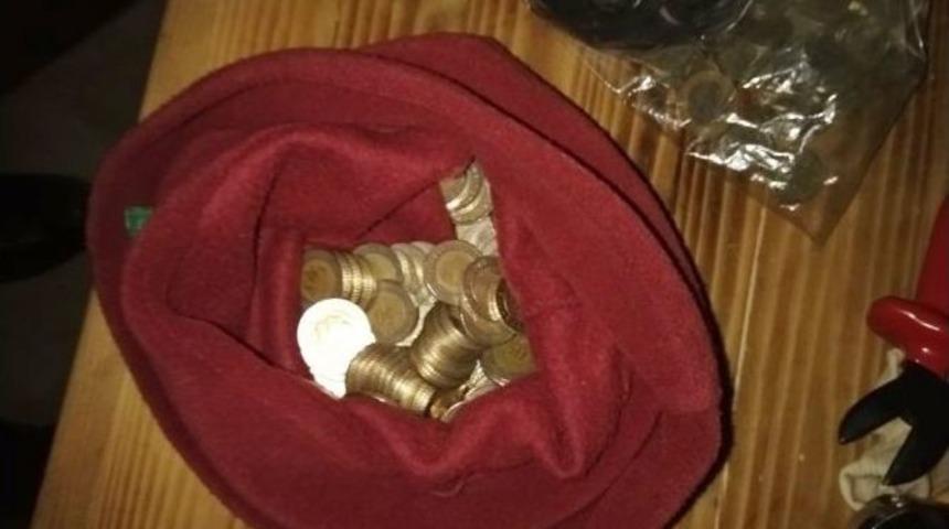 4 Okulu Soyan Şahıs Yakalandı