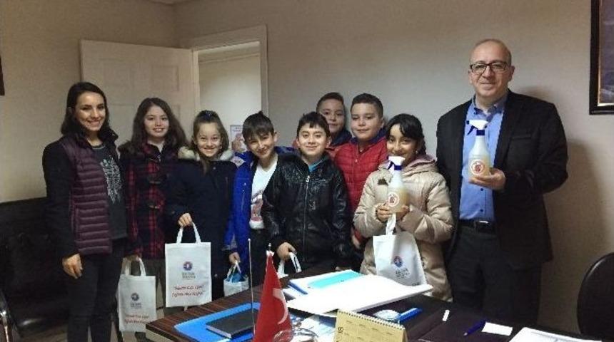 Maltepeli &Ouml;ğrencilere Hayvan Sevgisi Aşılanıyor