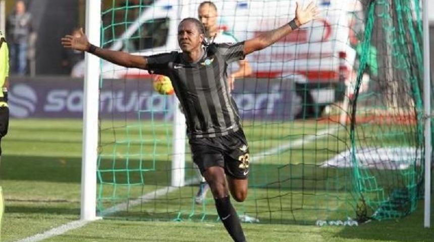 Rodallega Resmen Trabzonspor&rsquo;Da
