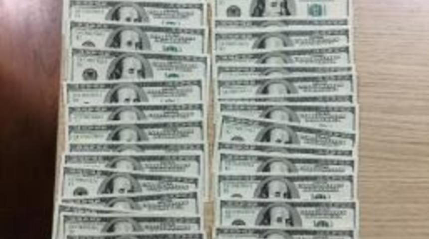 Sahte Dövizle Yakalandılar