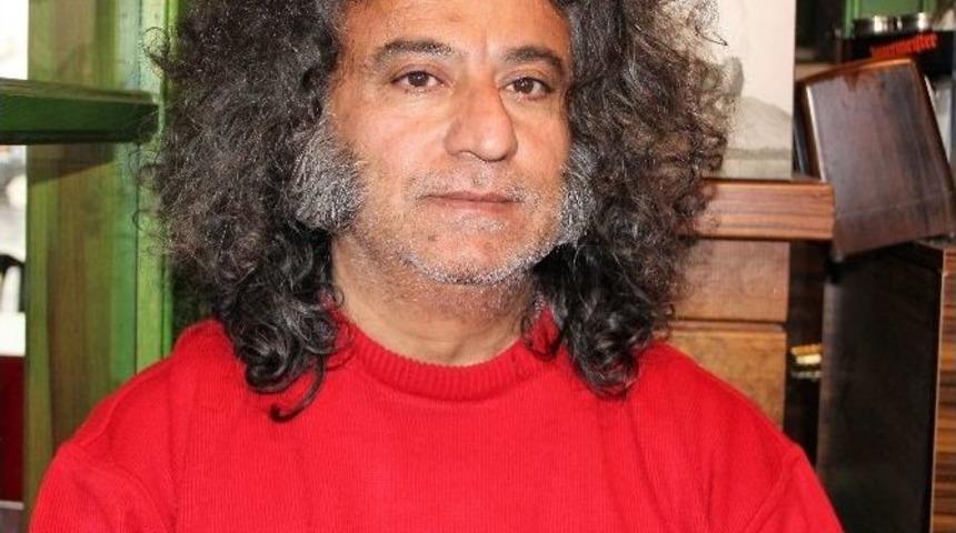 Bodrumlu Mehmet Asar, D&uuml;nyaca &Uuml;nl&uuml; Yıldız Adele&rsquo;in Babası Olduğunu İddia Etti