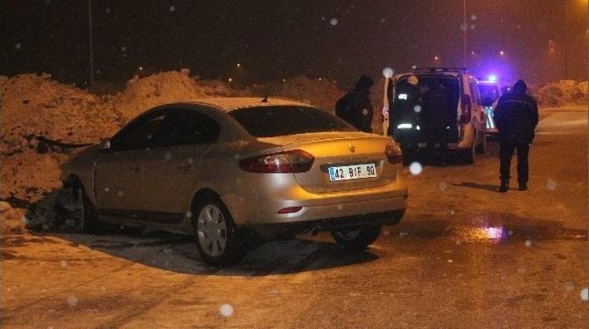 16 Yaşındaki S&uuml;r&uuml;c&uuml; Polisten Ka&ccedil;arken Kaza Yaptı