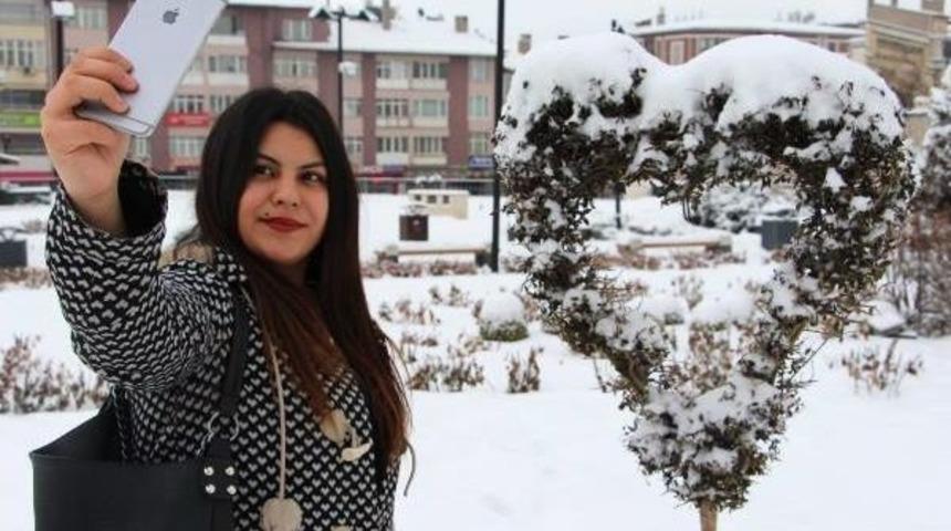 Sivas'ta Kar Yağışı Hayatı Olumsuz Etkiledi