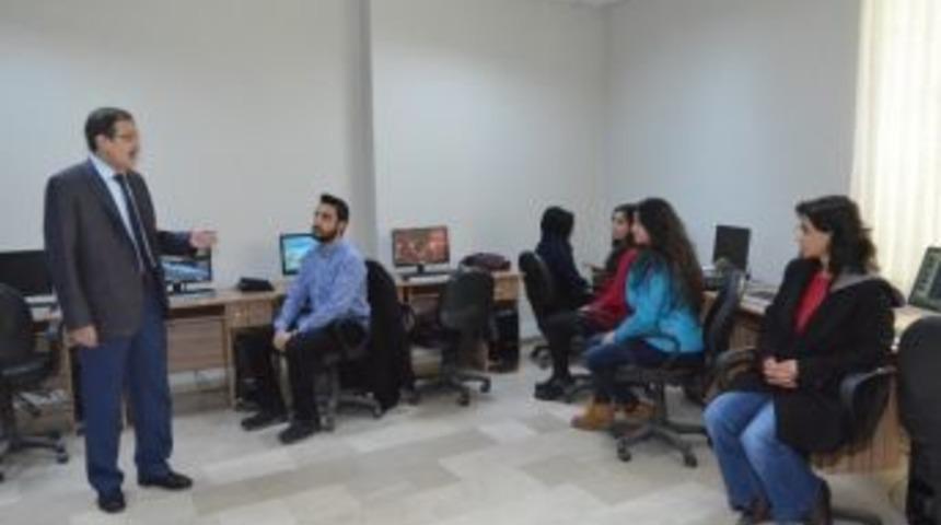 Paland&ouml;ken Belediyesi&rsquo;nin &Uuml;cretsiz Bilgisayar Kursuna Yoğun İlgi