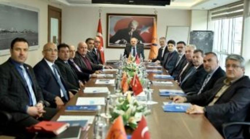 Mtosb M&uuml;teşebbis Heyeti, Vali &Ccedil;akacak Başkanlığında Toplandı