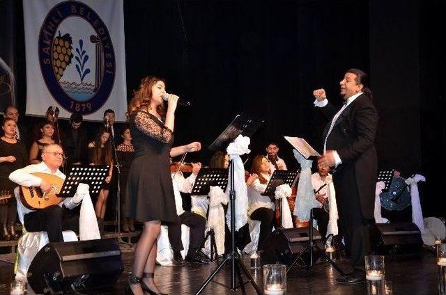 Kanuncu’nun Korosundan Muhteşem Konser