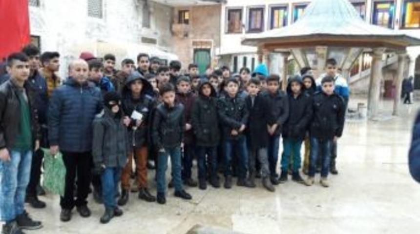 Hakkarili &Ccedil;ocuklar İ&ccedil;in İstanbul Gezisi