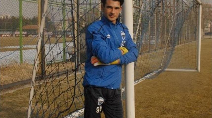 Kayseri Erciyesspor&rsquo;un 16 Yaşındaki Kalecisi Transferin G&ouml;zdesi
