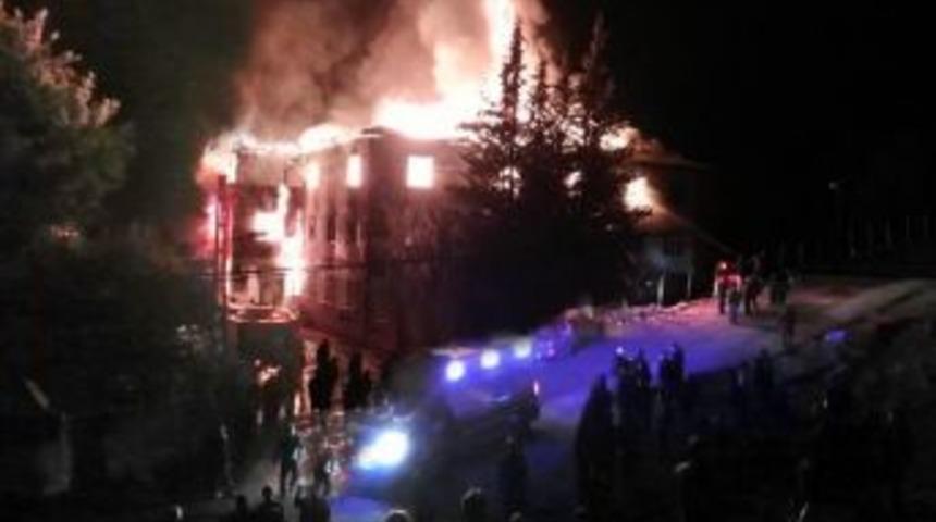 Aladağ Yurt Yangını Raporu Tamamlandı, Sorumlular Belirlendi