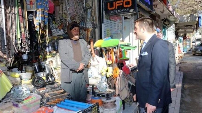 Ak&ccedil;akale Kaymakamı İl&ccedil;e Esnafını Ziyaret Etti