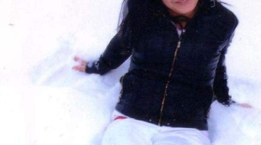 Yeğenini &Ouml;ld&uuml;r&uuml;p Intihar Etti