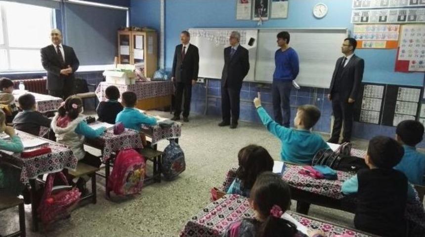 &Ouml;ğrencilere Karne Hediyesi