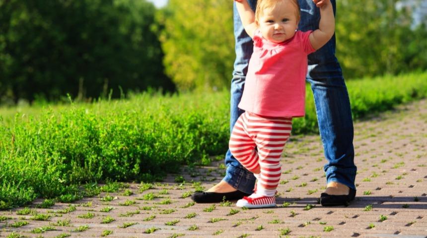 Bebeğin İlk Adımları