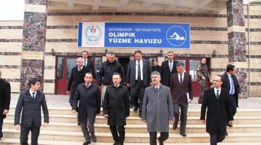 Vali Aksoy&rsquo;dan Spor Tesislerine İnceleme