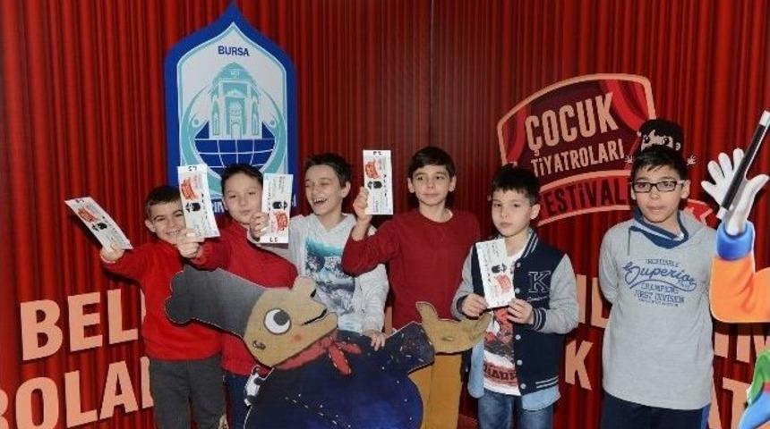 Yıldırımlı &Ccedil;ocukların Tiyatro Keyfi S&uuml;r&uuml;yor