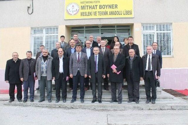 Tosya’da Meslek Liseleri Ve Stajer Öğrenci Sorunları Masaya Yatırıldı