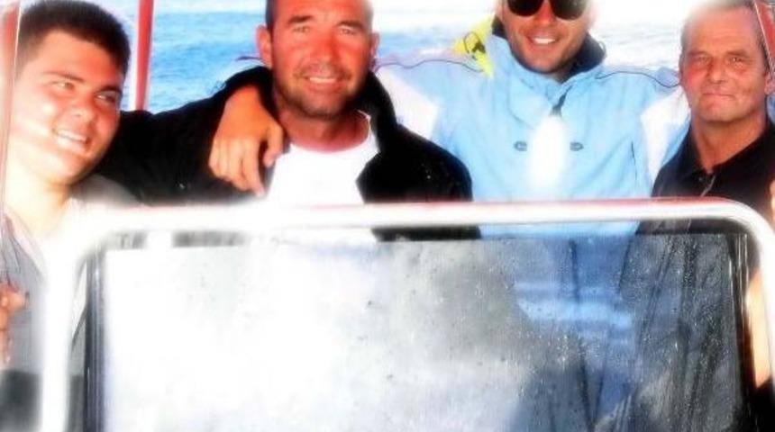 Denizin Ortasında Domuzla Karşılaştılar