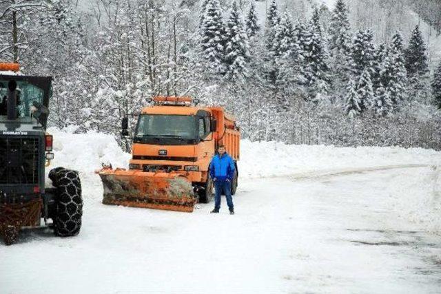 Ayder Yaylası’Nda Karda Kartpostallık Görüntüler