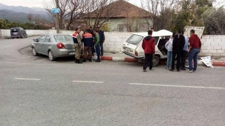 Hatay&rsquo;da Kaza: 4 Yaralı