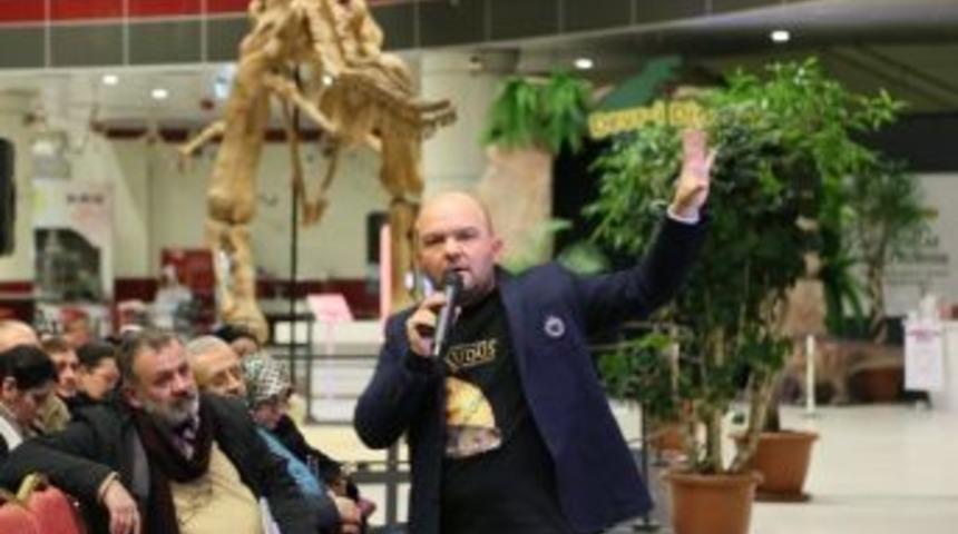 Tarih&ccedil;i Talha Uğurluel: "rehber Kokartı Alacak &Ouml;ğrencilere Osmanlı Tarihi K&ouml;t&uuml;leniyor"