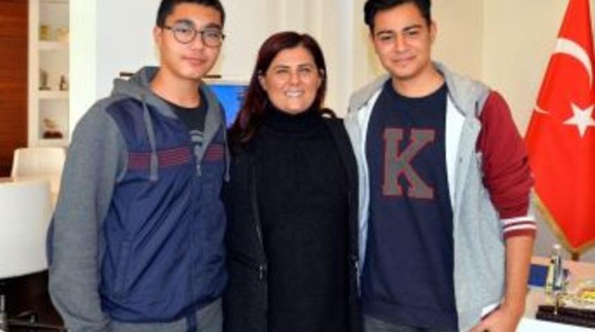 &Ouml;ğrencilerden Başkan &Ccedil;er&ccedil;ioğlu&rsquo;na Ziyaret