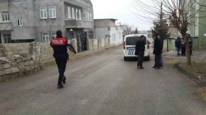 Komşuların Kavgasına Polis Ekipleri M&uuml;dahale Etti