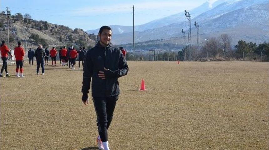 Evkur Yeni Malatyaspor&rsquo;da Futbolcular Şampiyonluk İ&ccedil;in Kararlı