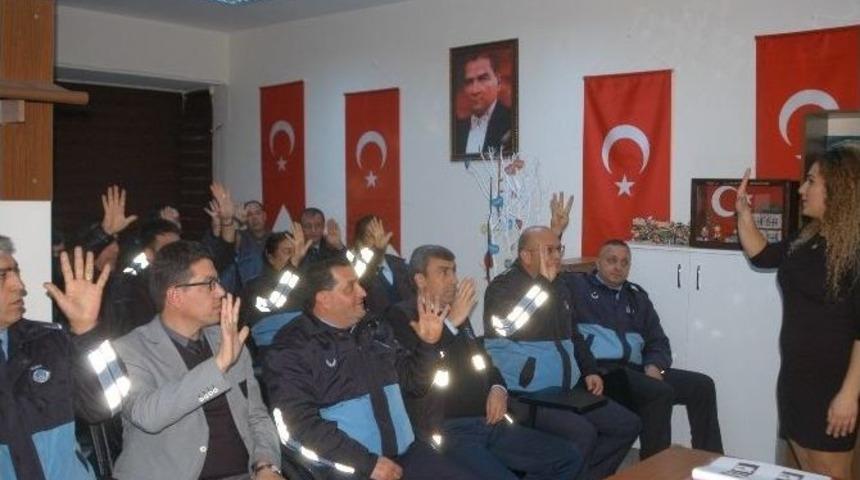 Mersin B&uuml;y&uuml;kşehir Belediyesi Zabıtasına İşaret Dili Eğitimi