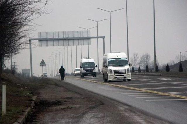 Teröre Tepki Için İstanbul'dan Ankara'ya Yürüyor